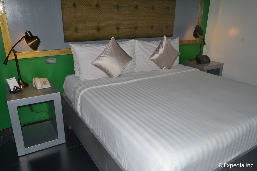 The Theodore Hotel Tagaytay City Kültér fotó